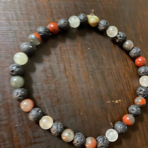 Bracelet lava beads and African blood beads handmade - Picture 3 of 6